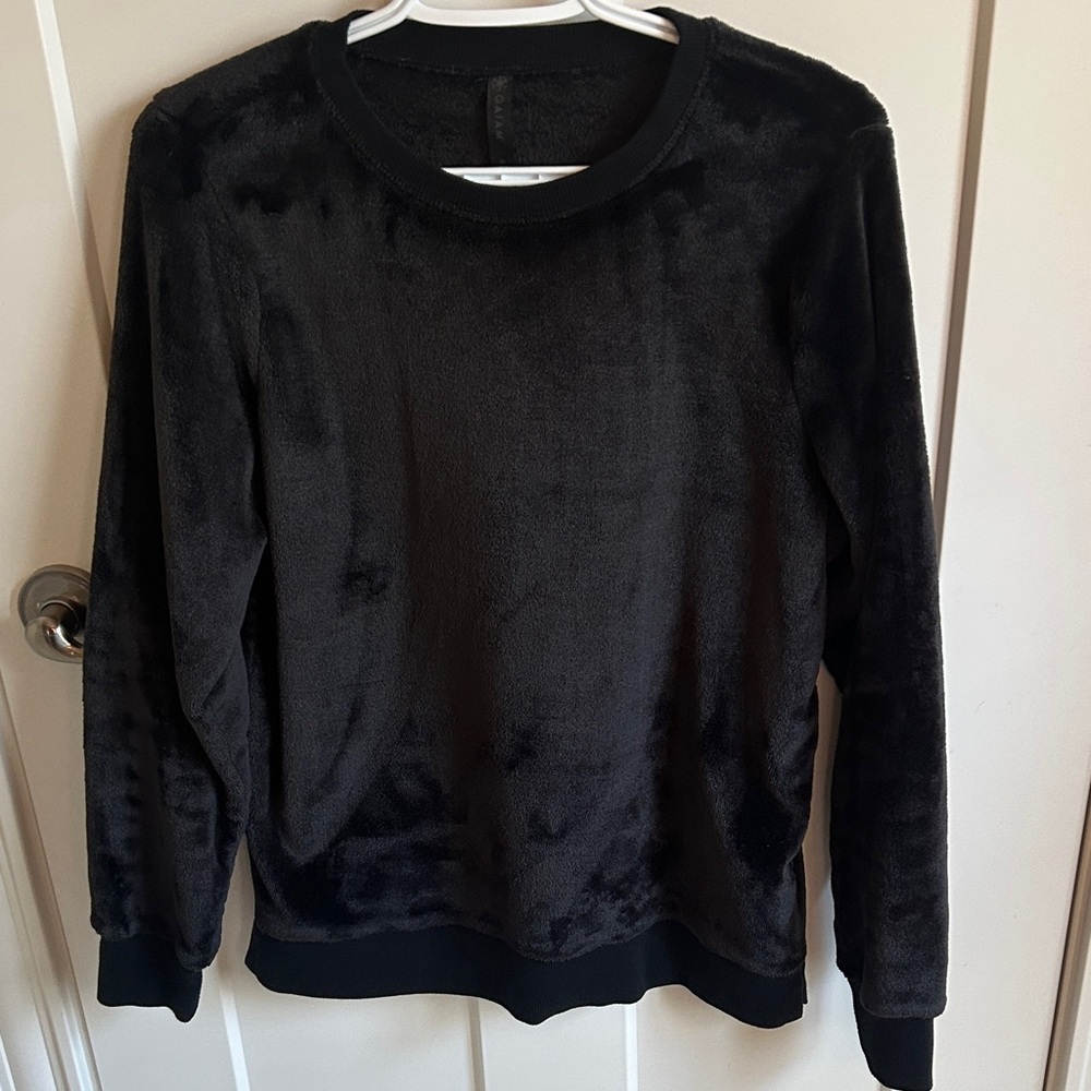 GAIAM Black Fleece Long Sleeve Top